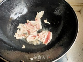 五花肉炒蒜苗的做法步骤：6