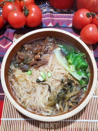 酸菜牛腩细米粉的做法步骤：9