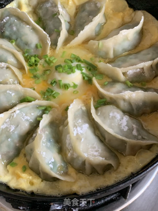 蛋抱水饺的做法步骤：11