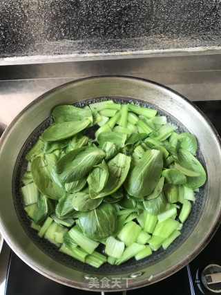 香菇油菜的做法步骤：2