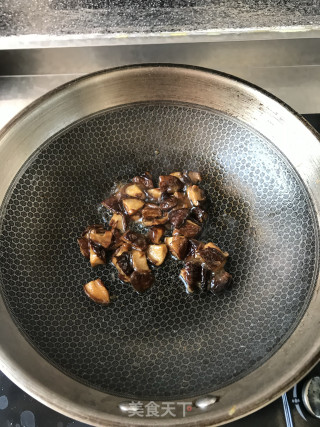 香菇油菜的做法步骤：7