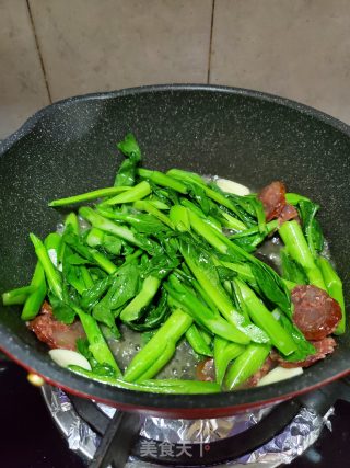 菜心炒腊肠的做法步骤：5