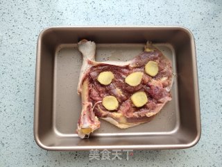 照烧鸡腿饭的做法步骤：3