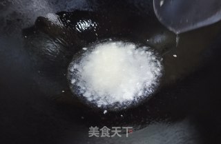 酸豆角辣炒芦蒿的做法步骤：3