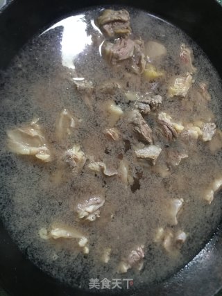 红焖牛肋条的做法步骤：1