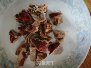 荞头炒腊鸭腿的做法步骤：3