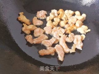 胡萝卜尖椒炒鸡丁的做法步骤：5