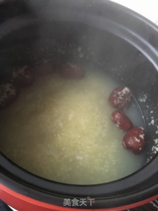 大枣枸杞小米粥的做法步骤：5