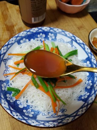 素拌细米粉的做法步骤：11