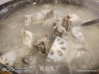 莲藕胡萝卜炖排骨的做法步骤：3