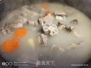 莲藕胡萝卜炖排骨的做法步骤：5