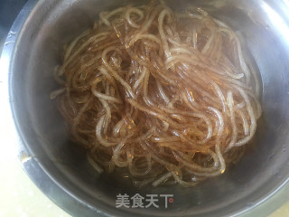小白菜炒粉条的做法步骤：3