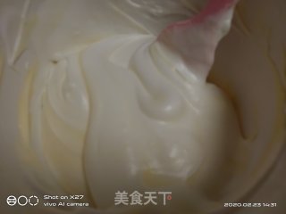 酸奶戚风蛋糕的做法步骤：5