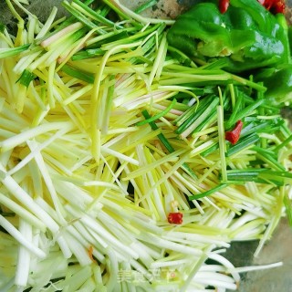 荞子炒牛肉的做法步骤：2