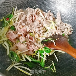 荞子炒牛肉的做法步骤：8