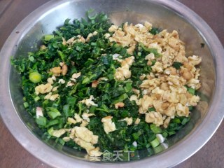 翠绿翠绿的——油菜小笼包的做法步骤：3