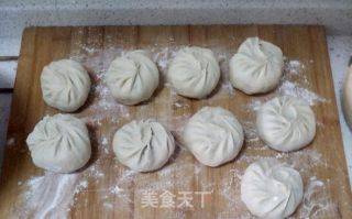 翠绿翠绿的——油菜小笼包的做法步骤：12