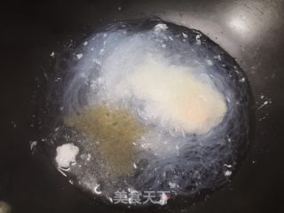 鸡蛋粉丝的做法步骤：4
