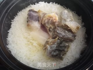 腊味煲仔饭的做法步骤：7