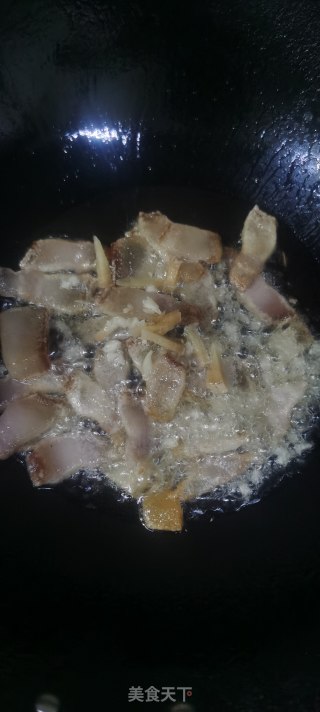 黄瓜木耳黄花菜肉条的做法步骤：8