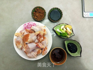 红糖鸡翅根的做法步骤：1