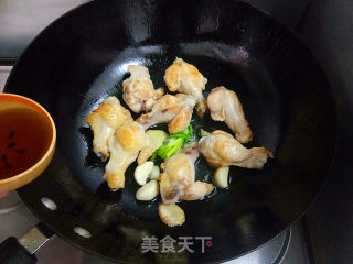 红糖鸡翅根的做法步骤：4