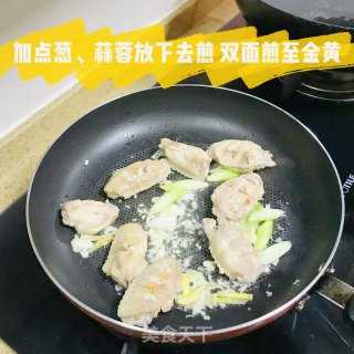 好吃又简单的可乐鸡翅！的做法步骤：4