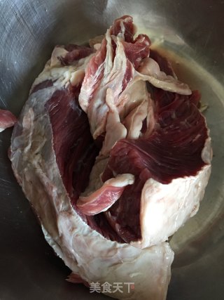 牛肉胡萝卜饼的做法步骤：1