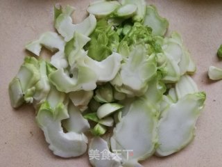儿菜烩豆腐皮的做法步骤：1