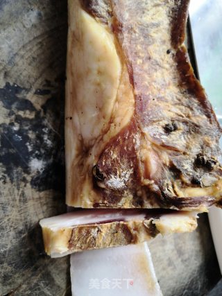 咸肉蒸蛋的做法步骤：1