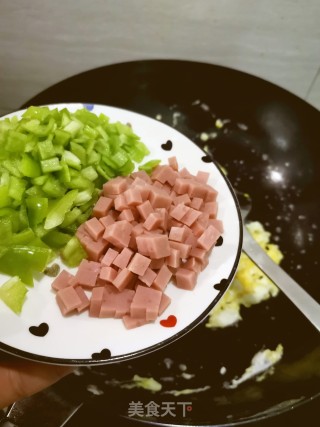 油炸炒饭的做法步骤：4