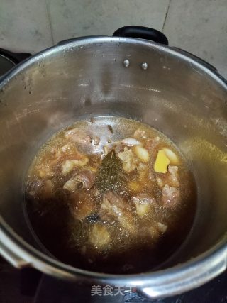白萝卜焖牛腩的做法步骤：6