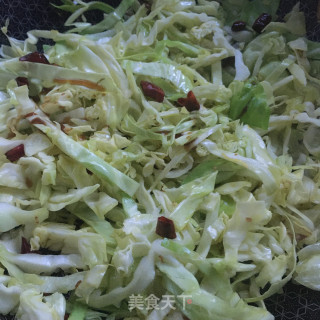 香辣包菜丝的做法步骤：6