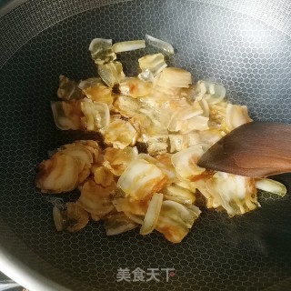 黎蒿炒腊肉的做法步骤：5