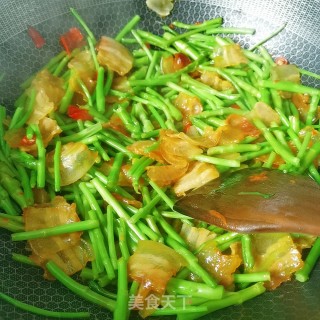 黎蒿炒腊肉的做法步骤：7
