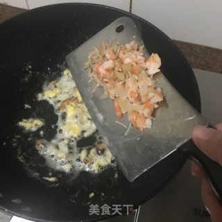 炒虾面的做法步骤：7