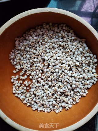 薏仁粥的做法步骤：1