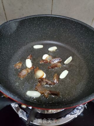 甜豆炒腊肉的做法步骤：5