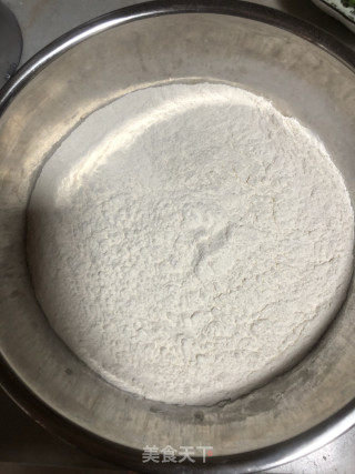 菠菜手擀面的做法步骤：3