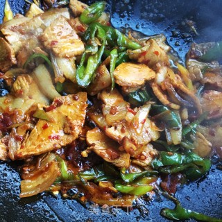 青椒回锅肉的做法步骤：11
