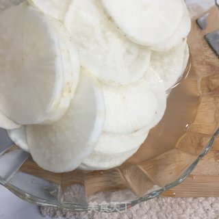 脆爽腌萝卜的做法步骤：3