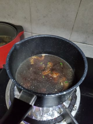 牛腩挂面的做法步骤：4
