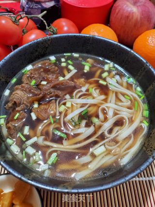 牛腩挂面的做法步骤：9