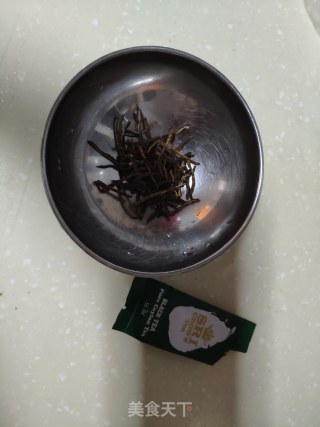 陈皮红茶的做法步骤：1