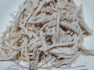 “街头小吃”凉拌鸡脯肉的做法步骤：2