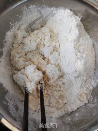 家常层烙饼的做法步骤：1