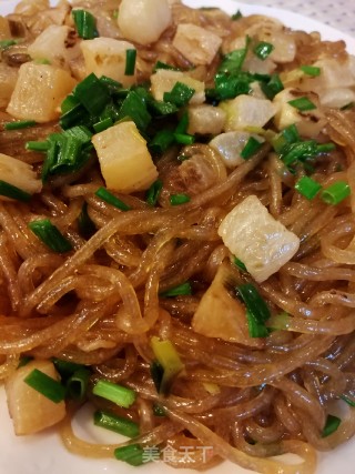 白萝卜丁素焖红薯粉条的做法步骤：10