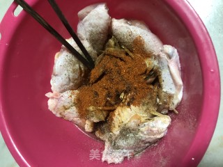 薯片烤鸡翅的做法步骤：4
