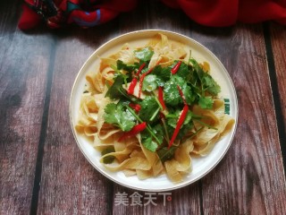 香菜拌豆腐皮的做法步骤：8