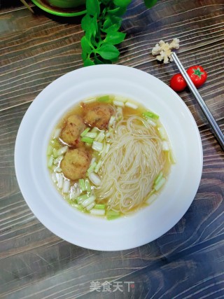 虾皮萝卜丸子汤面的做法步骤：9
